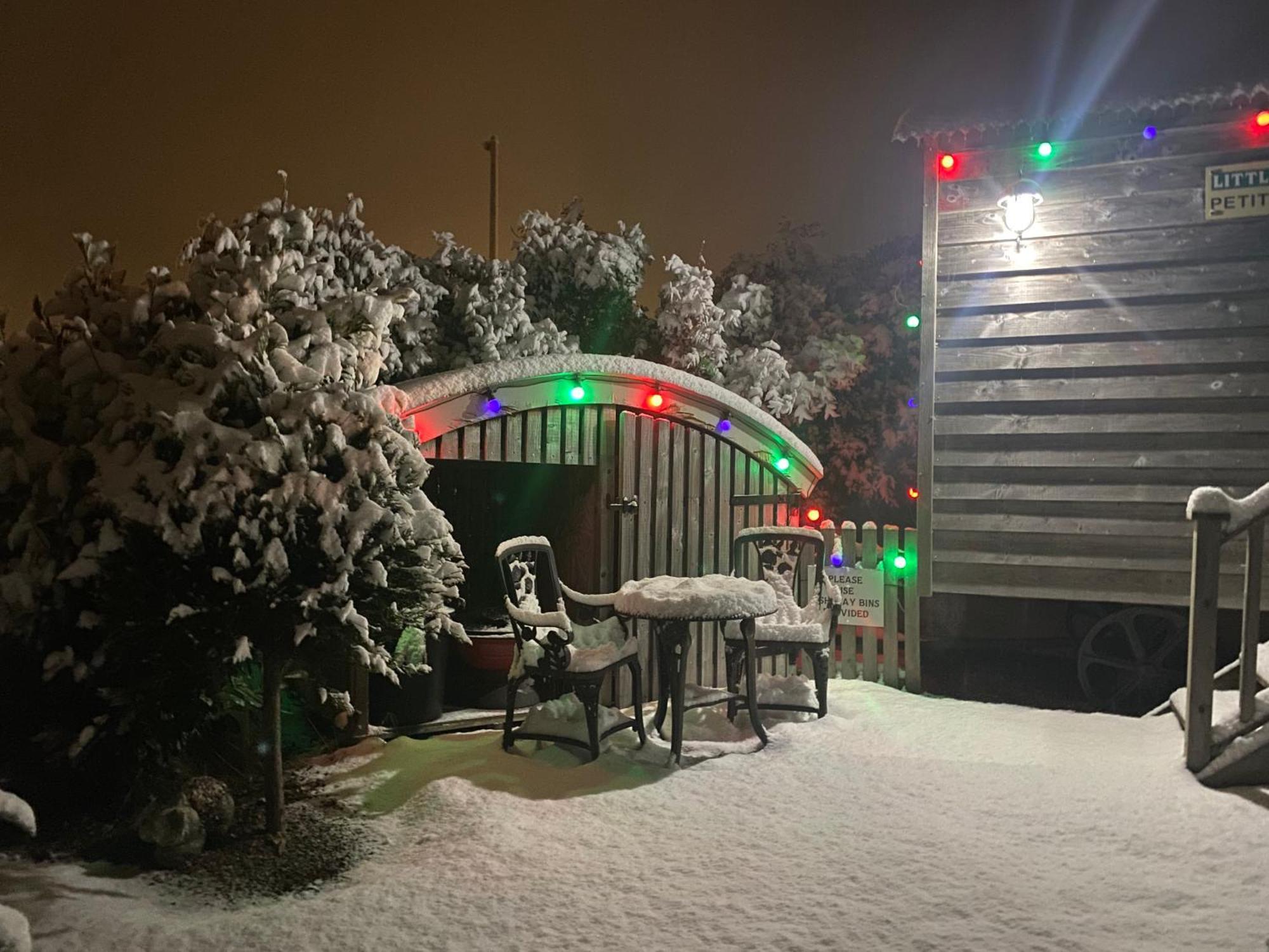 The Little John Petite Cosy Log Cabin - Sleeps 2, Great For Romantic Breaks, Couples, Single Guests, Near Sherwood Forest At Fairview Farm, Nottingham Set In 88 Acres Blidworth Dış mekan fotoğraf