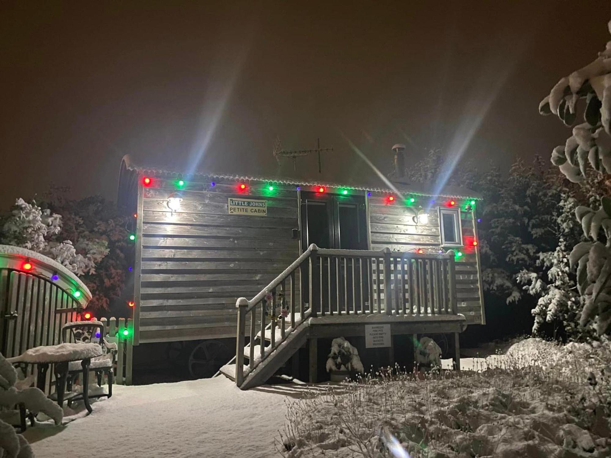 The Little John Petite Cosy Log Cabin - Sleeps 2, Great For Romantic Breaks, Couples, Single Guests, Near Sherwood Forest At Fairview Farm, Nottingham Set In 88 Acres Blidworth Dış mekan fotoğraf